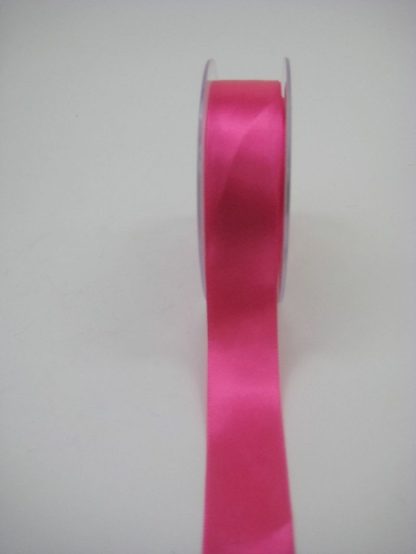 RS25HP 25 MM X 22.5 METRES SATIN RIBBON IN HOT PINK- IF QUANTITY IS MORE THAN 5 ROLLS PAY £1.59 A ROLL