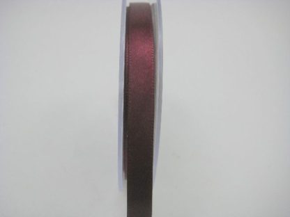 RS10B  10 MM X 22.5 METRE SATIN RIBBON IN BURGANDY- IF QUANTITY IS MORE THAN 10 PAY 85P A ROLL