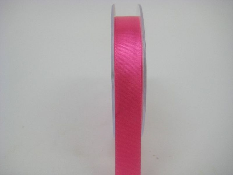 15 MM X 22.5 METRES SATIN RIBBON IN HOT PINK -IF QUANTITY IS MORE THAN 10 PAY £1.05 A ROLL