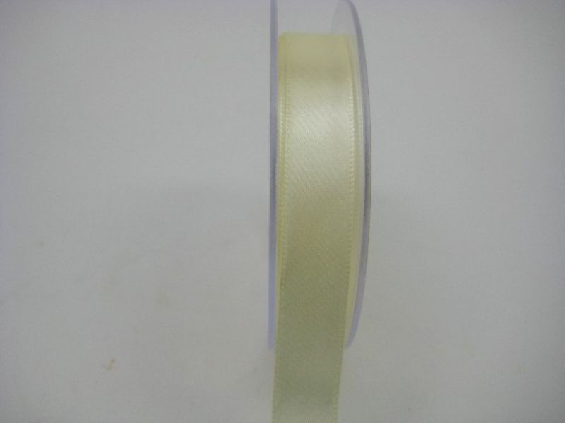 15 MM X 22.5 METRES SATIN RIBBON IN VANILLA  - IF QUANTITY IS MORE THAN 10 ROLLS PAY £1.05 A ROLL
